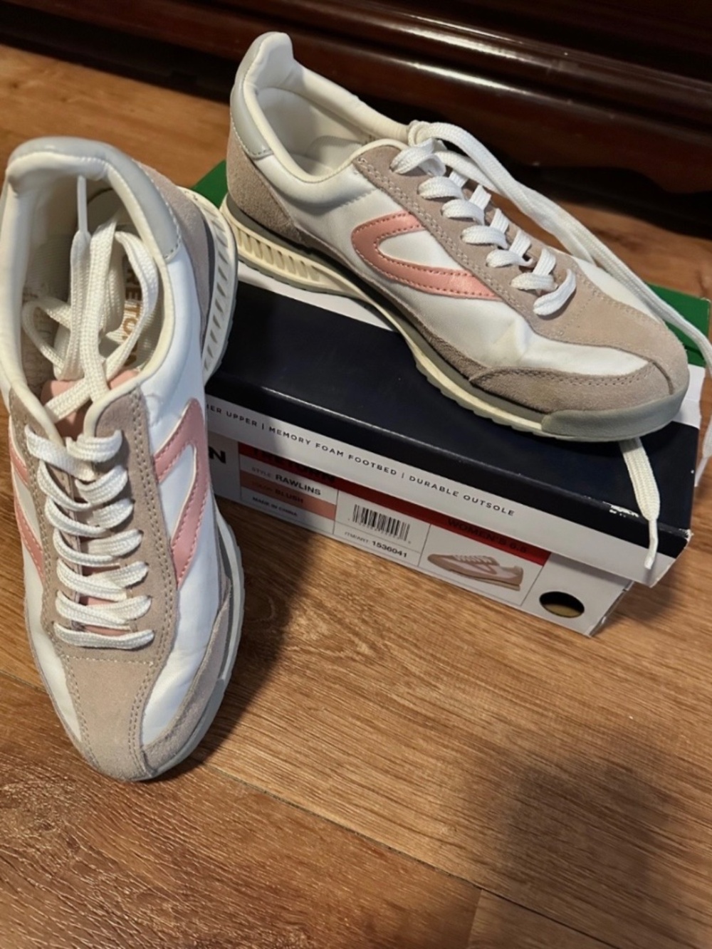 Tretorn Women's Rawlins Sneaker Size 6.5. Blush